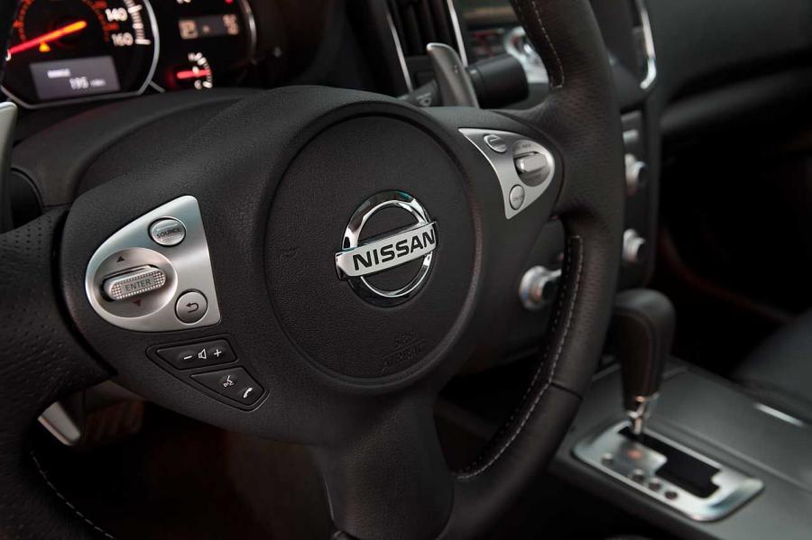  Nissan Maxima 2012 года  (фото 19 из 26)